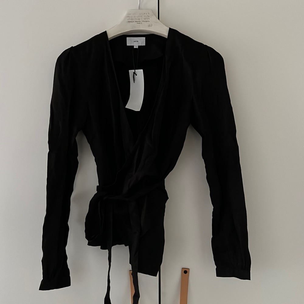 Kotn Black Wrap Top, size 6